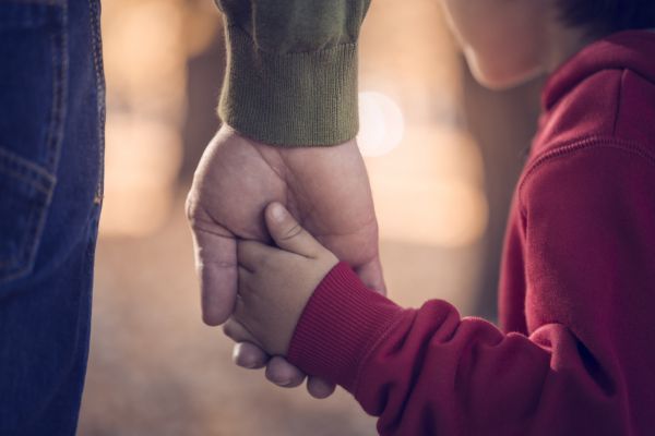 Πώς αναγνωρίζουμε ένα υπερευαίσθητο παιδί | imommy.gr