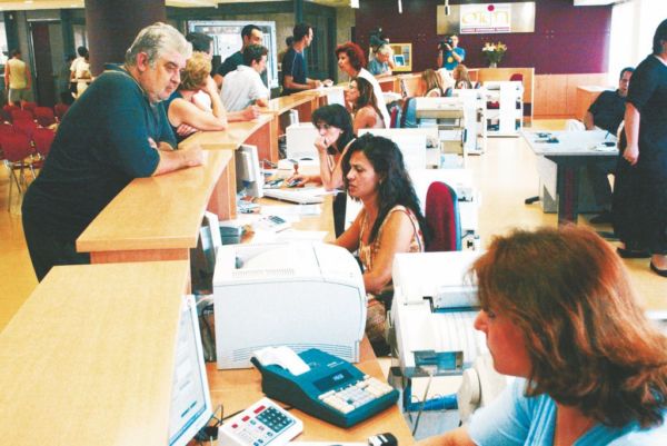 Τέλος το «άριστα σε όλους» στο Δημόσιο | imommy.gr