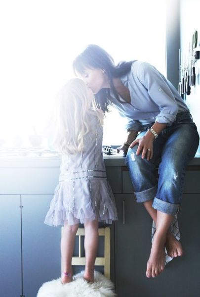 5 (σοβαροί) λόγοι για να μην είμαστε υπερπροστατευτικοί γονείς | imommy.gr