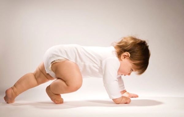 Πόσο απαραίτητο είναι το μπουσούλημα για την ανάπτυξη του μωρού μας; | imommy.gr