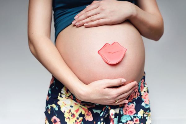 Εγκυμοσύνη: Εσείς μιλάτε στο μωρό σας; | imommy.gr