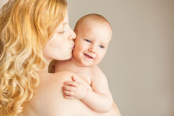 Ποιο φιλί είναι επικίνδυνο για το μωρό μας; | imommy.gr