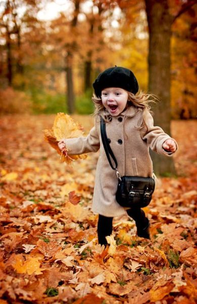 Πέφτει κάτω, χτυπιέται και κλαίει. Τι να κάνω; | imommy.gr