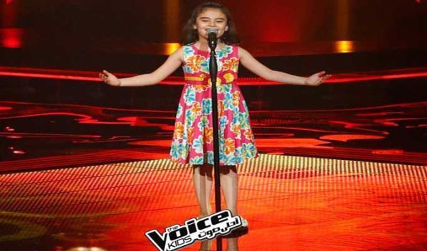 Βίντεο: 9χρονο κορίτσι από την Συρία τραγουδάει για τη ειρήνη με λυγμούς | imommy.gr