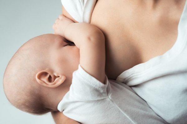 Θηλασμός στην πρώτη ώρα και συνδιαμονή μητέρας-παιδιού (Rooming in) | imommy.gr
