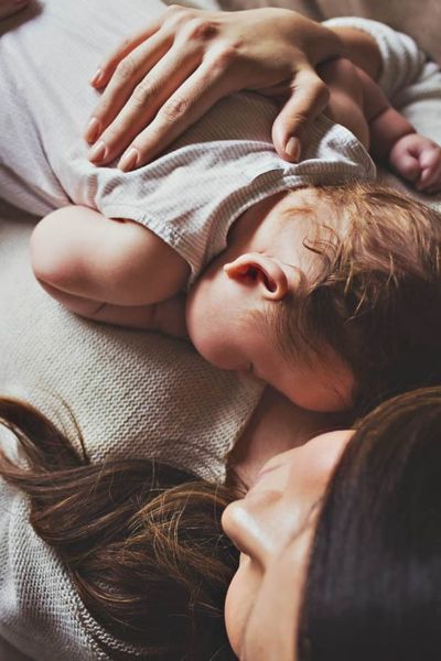 3 λόγοι για να «χαίρεστε» που ξυπνάει το νεογέννητο τη νύχτα! | imommy.gr