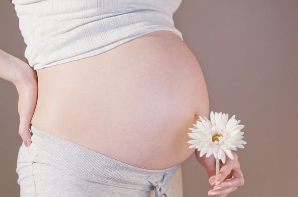 Πως θα αποφύγετε τις ραγάδες στην εγκυμοσύνη | imommy.gr