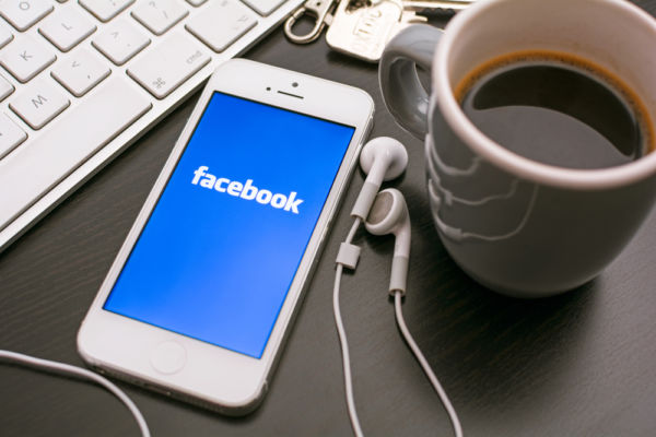 Το facebook μακραίνει τη ζωή; | imommy.gr