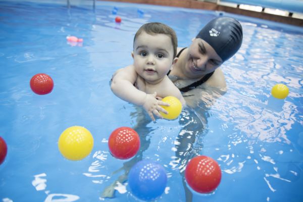 Baby Swimming: Το ιδανικό κολυμβητήριο για μωρά ακούει στο όνομα..  Χελωνάκια! | imommy.gr