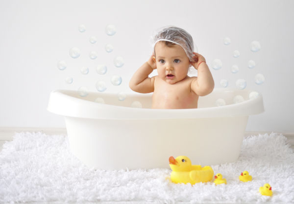 Η FREZYDERM BABY LINE κάνει το μπάνιο του μωρού μας απόλαυση! | imommy.gr
