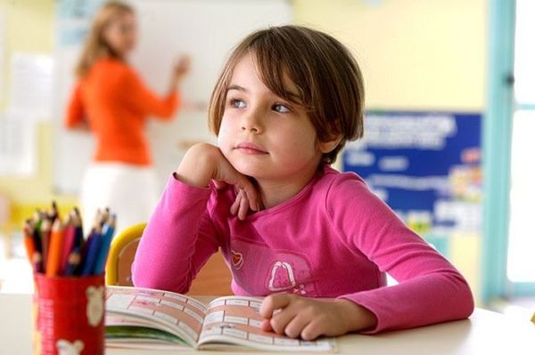Πως μπορώ να βοηθήσω το παιδί μου με μαθησιακές δυσκολίες να μάθει αγγλικά; | imommy.gr