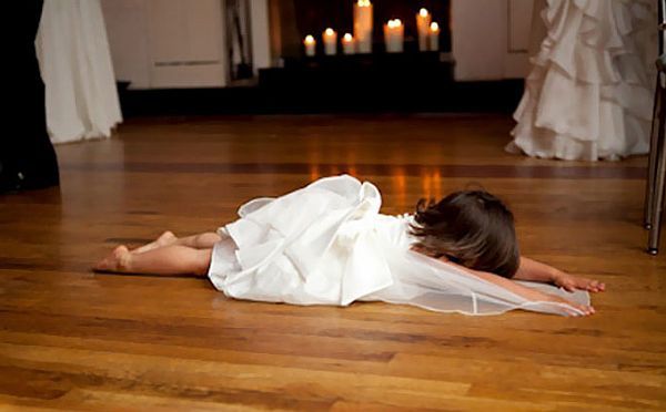 Αστείες φωτογραφίες & βίντεο: Ποιος είπε ότι στα παιδιά αρέσει ο γάμος; | imommy.gr