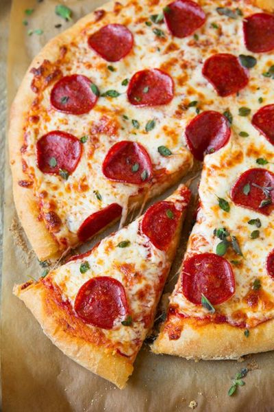 Εύκολη πίτσα πεπερόνι σε 10′ | imommy.gr