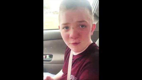 Βίντεο: 11 χρόνος κλαίει με λυγμούς για το bullying που έχει υποστεί | imommy.gr