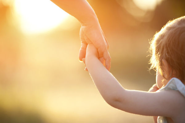 Πόσο επικίνδυνοι είναι οι στεγνωτήρες χεριών για την υγεία του παιδιού μας; | imommy.gr