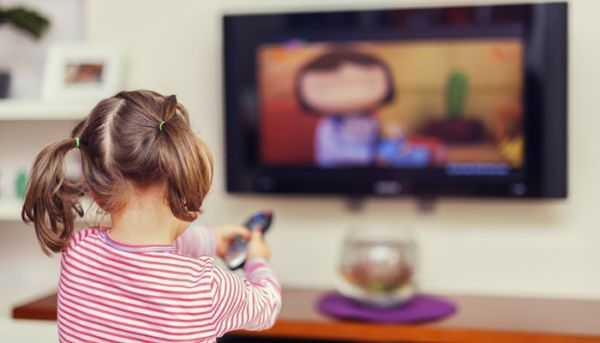 Αυτισμός: Ποια παιδιά έχουν αυξημένο κίνδυνο; Πώς συνδέεται με την τηλεόραση | imommy.gr
