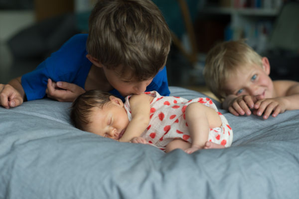 Αποδυναμώνουν ή όχι τα εμβόλια το ανοσοποιητικό σύστημα του παιδιού; | imommy.gr