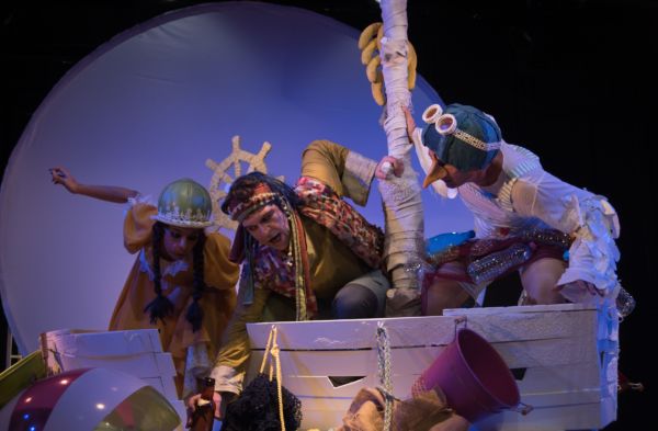 Η χώρα των πελαργών.. ένα παραμύθι της θάλασσας στο Θέατρο 104 | imommy.gr