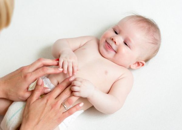 Πώς να βοηθήσετε το μωρό σας με τη δυσκοιλιότητα | imommy.gr