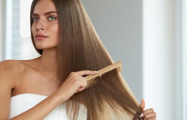 Βοηθήστε τα μαλλιά σας να μακρύνουν με αυτό το μυστικό ομορφιάς | imommy.gr