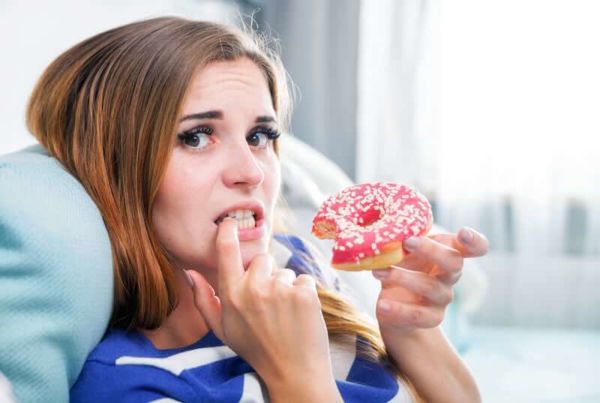 Το πιο αποτελεσματικό κόλπο για όσους τείνουν να «σπάνε» τη δίαιτά τους | imommy.gr