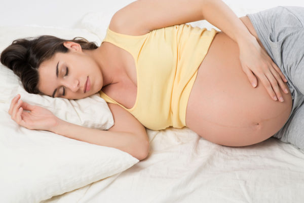 Αυτή είναι η σωστή στάση ύπνου στην εγκυμοσύνη | imommy.gr