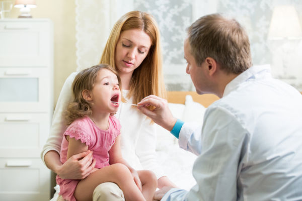 Ανάκληση παιδικού εμβολίου για τη μηνιγγίτιδα από τον ΕΟΦ | imommy.gr