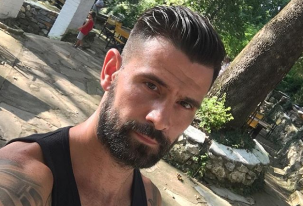 Η τρυφερή φωτογραφία του Μιχάλη Μουρούτσου με την κόρη του | imommy.gr