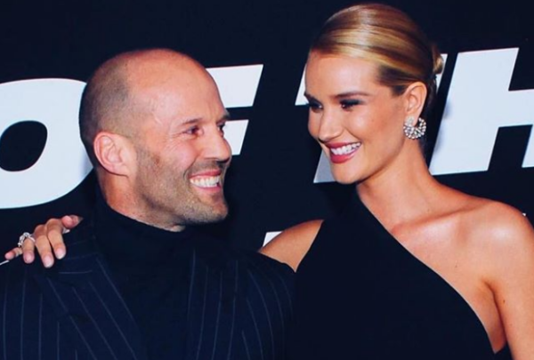 Στέιθαμ-Χάντινγκτον: Η επίσημη έξοδος και η φωτογραφία με τον γιο τους | imommy.gr