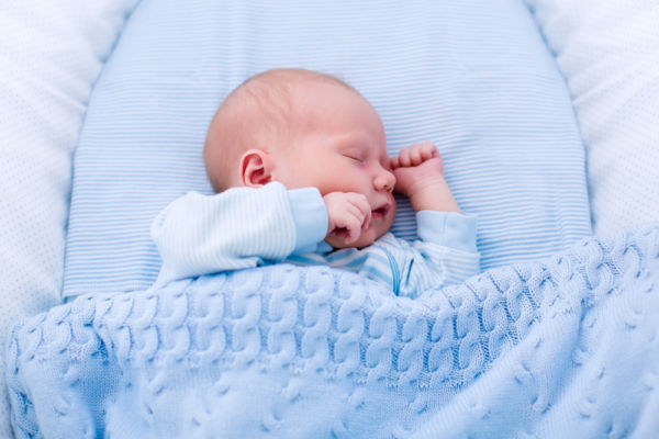 Πώς να κρατήσω ζεστό το μωρό χωρίς κουβέρτες; | imommy.gr