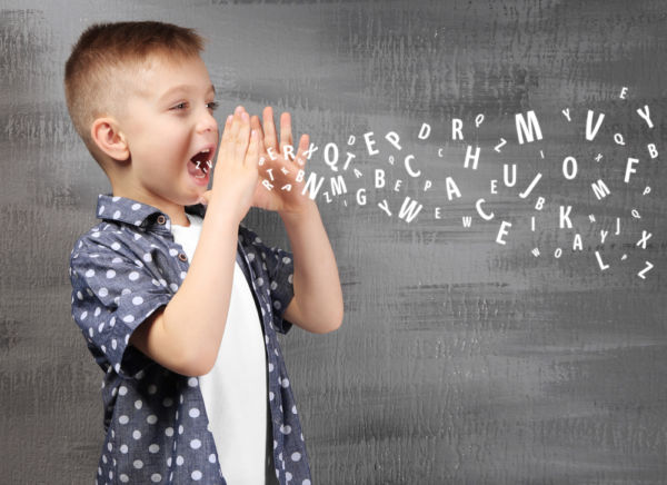 Πώς να μεγαλώσετε ένα παιδί που μιλάει σωστά | imommy.gr