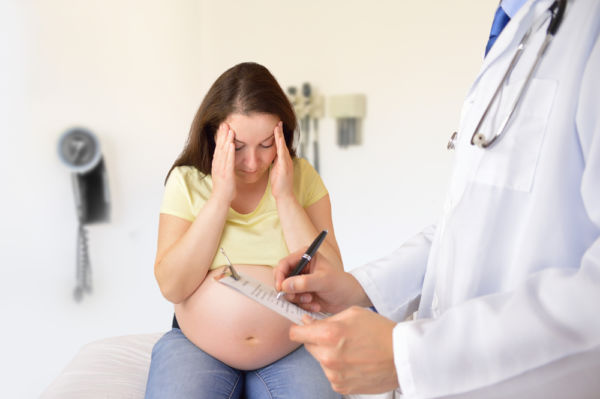 Το άγχος και το βάρος της εγκύου επηρεάζουν μητέρα και έμβρυο | imommy.gr