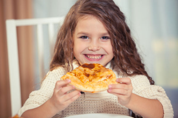 Κάντε τα αγαπημένα φαγητά των παιδιών πιο θρεπτικά | imommy.gr
