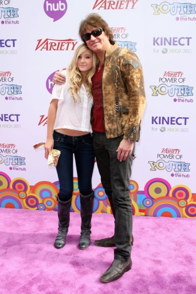 Ρίτσι Σαμπόρα: «Κάθε μέρα με την κόρη μου είναι σαν τη Γιορτή του Πατέρα» | imommy.gr