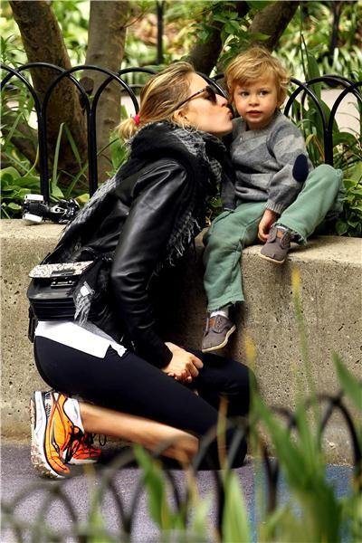 Καρολίνα Κούρκοβα: «Δυσκολεύομαι να τα βγάλω πέρα με το γιο μου» | imommy.gr