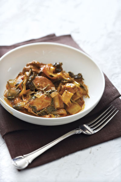 Χοιρινό με πράσο και σέλινο | imommy.gr