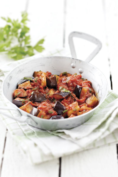 Μελιτζάνες γιαχνί τηγανιού με μαϊντανό | imommy.gr