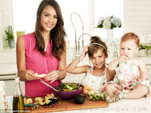 Η Τζέσικα Άλμπα ανοίγει τις πόρτες του σπιτιού της στο Μπέβερλι Χιλς… | imommy.gr