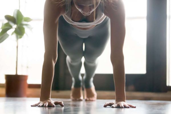 Ασκήσεις γιόγκα για γυμνασμένη κοιλιά | imommy.gr