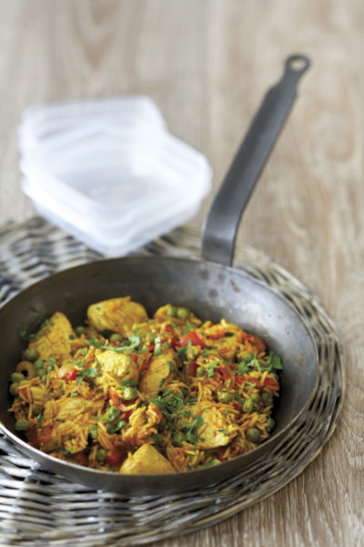 Κοτόπουλο με ρύζι και λαχανικά στο τηγάνι | imommy.gr