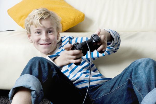 Ηλεκτρονικά παιχνίδια: Τα υπέρ και τα κατά | imommy.gr