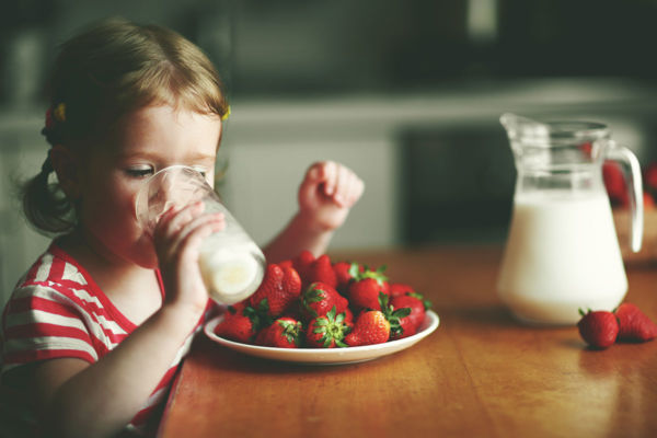 Τι γάλα να δώσω στο παιδί μου μετά το πρώτο χρόνο; | imommy.gr