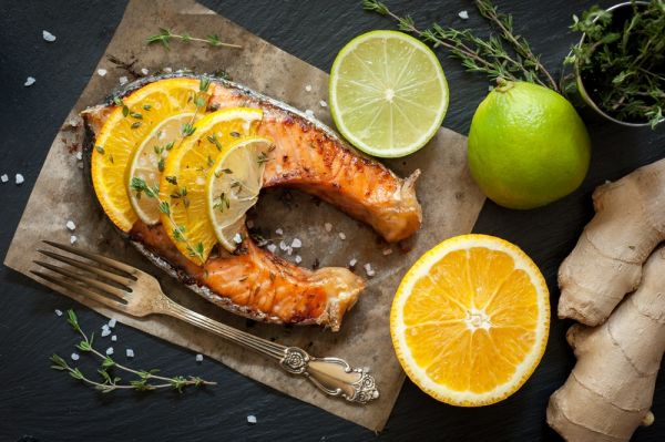 Σολομός με πορτοκάλι και λεμόνι | imommy.gr