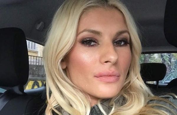 Όλγα Πηλιάκη: Προπόνηση σε γήπεδο ποδοσφαίρου με τα παιδιά της | imommy.gr