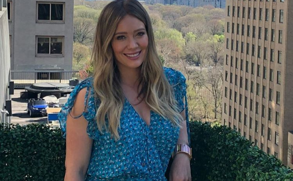 Χίλαρι Νταφ: Η ασπρόμαυρη φωτογραφία της νεογέννητης κόρης της | imommy.gr