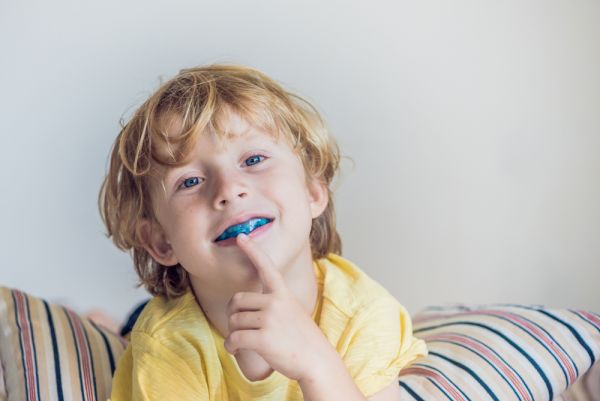 Όταν το παιδί τρίζει τα δόντια του | imommy.gr