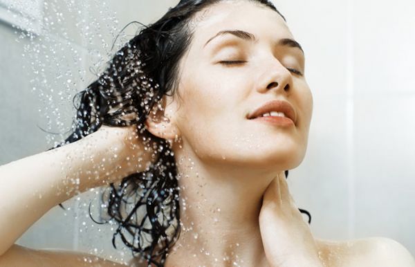 Τελικά πόσο συχνά πρέπει να λουζόμαστε; | imommy.gr