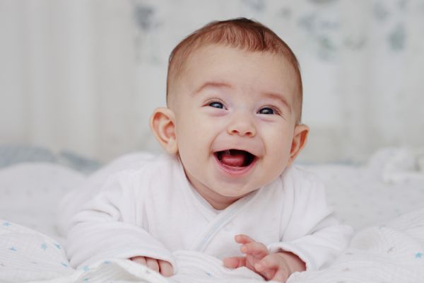 Αυτά τα μωρά δεν μπορούν να σταματήσουν να γελάνε | imommy.gr