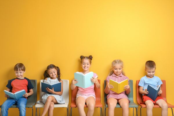 Διαλέξτε τα σωστά εξωσχολικά βιβλία για το παιδί | imommy.gr
