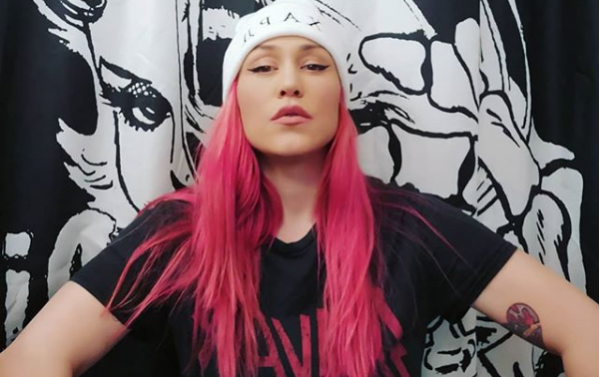 Πηνελόπη Αναστασοπούλου: Η φωτογραφία με τη νεογέννητη κορούλα της | imommy.gr